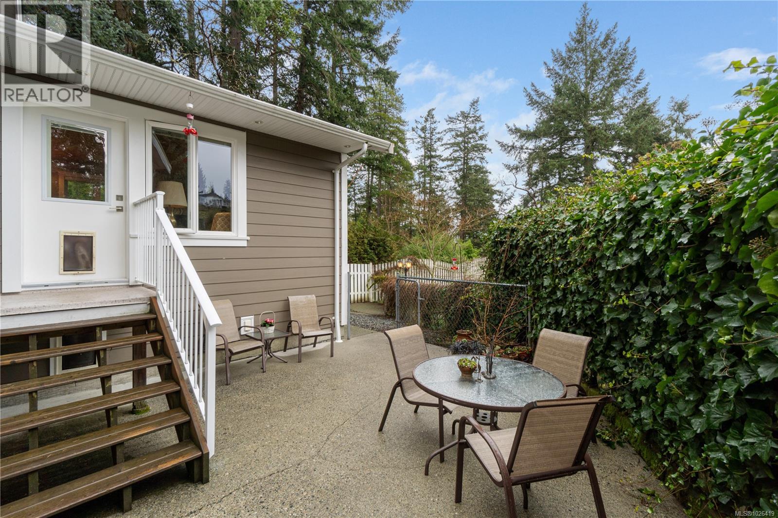 3251 Poppleton Rd, Nanaimo