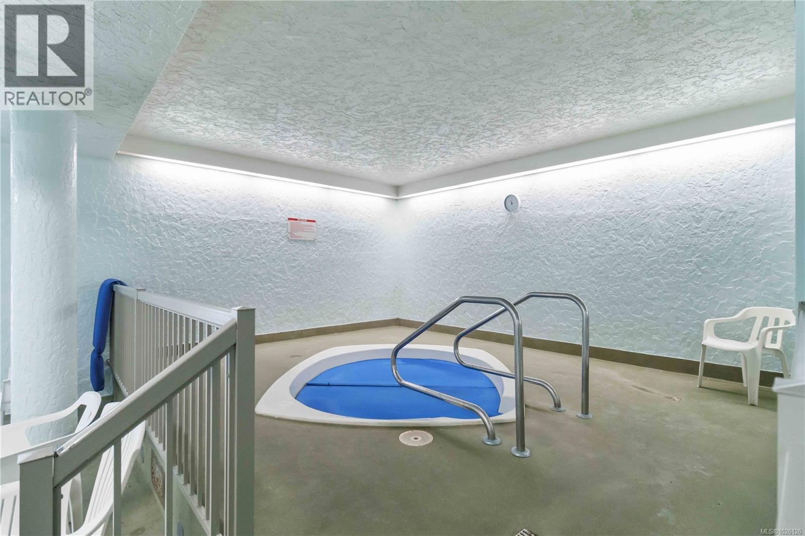 308 3225 Eldon Place, Saanich