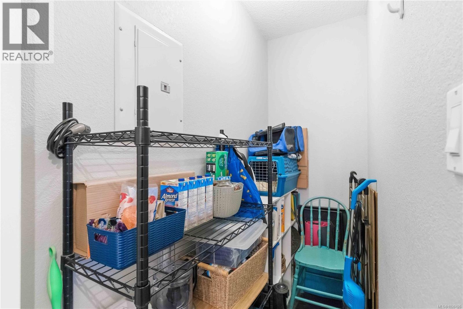 308 3225 Eldon Place, Saanich