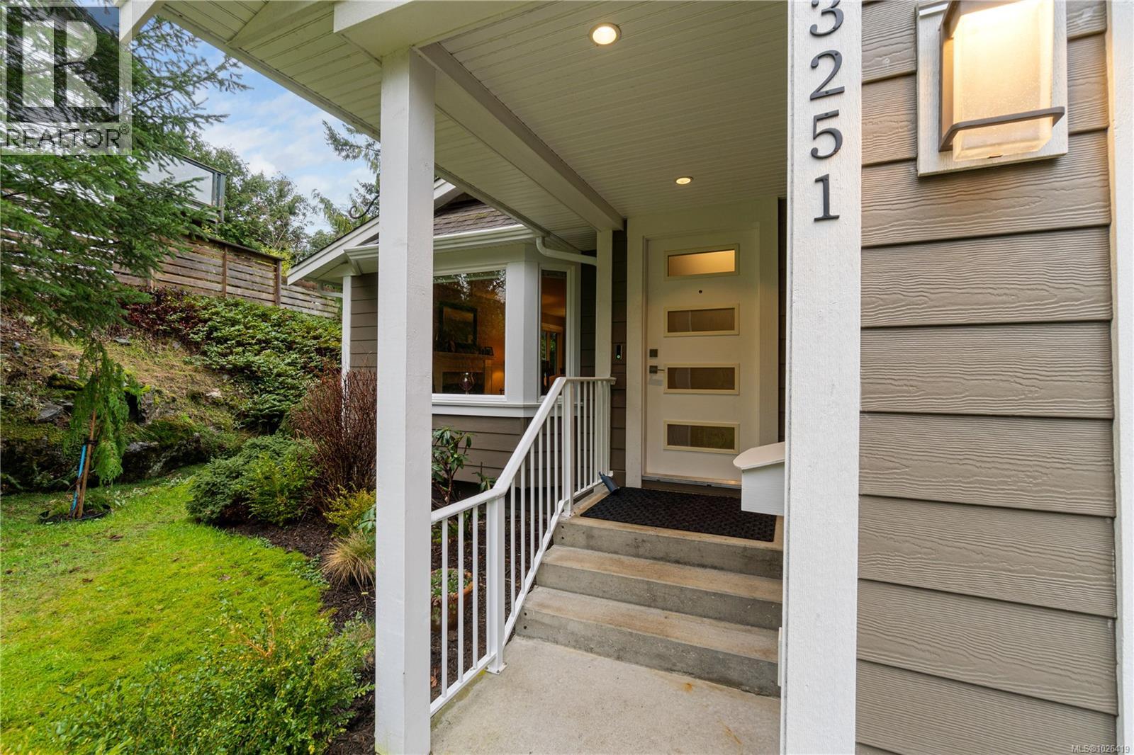 3251 Poppleton Rd, Nanaimo