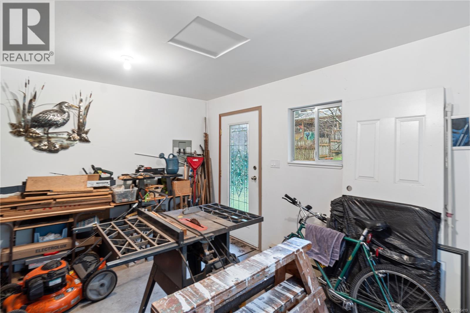 3251 Poppleton Rd, Nanaimo