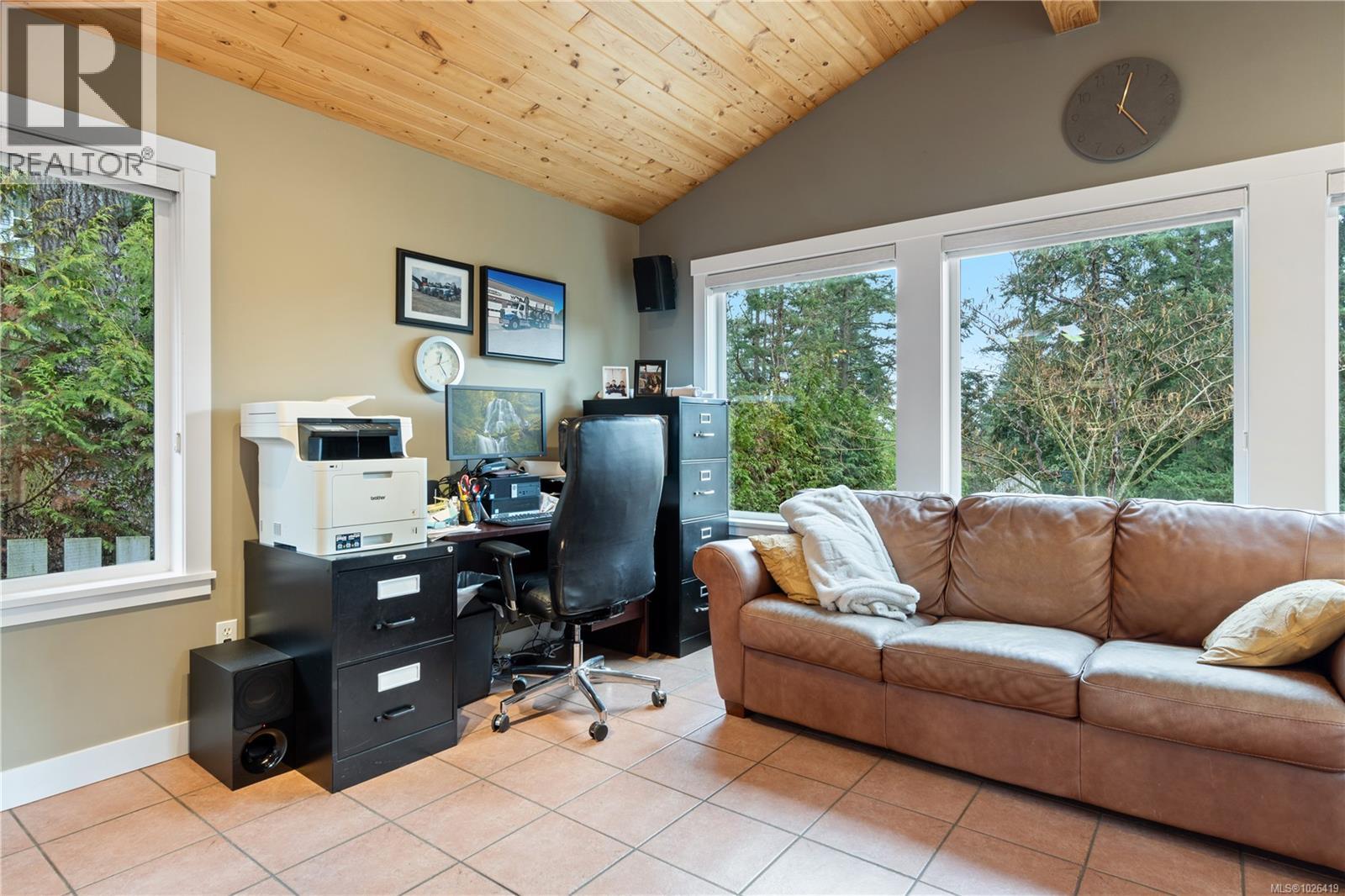 3251 Poppleton Rd, Nanaimo
