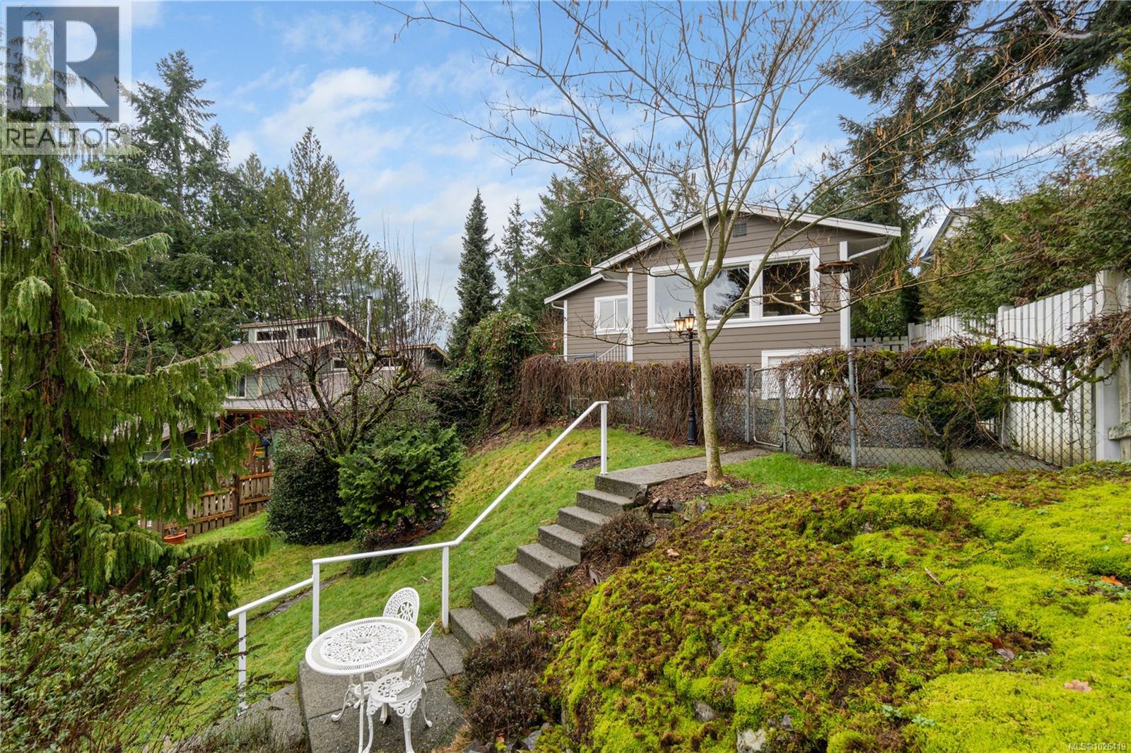 3251 Poppleton Rd, Nanaimo