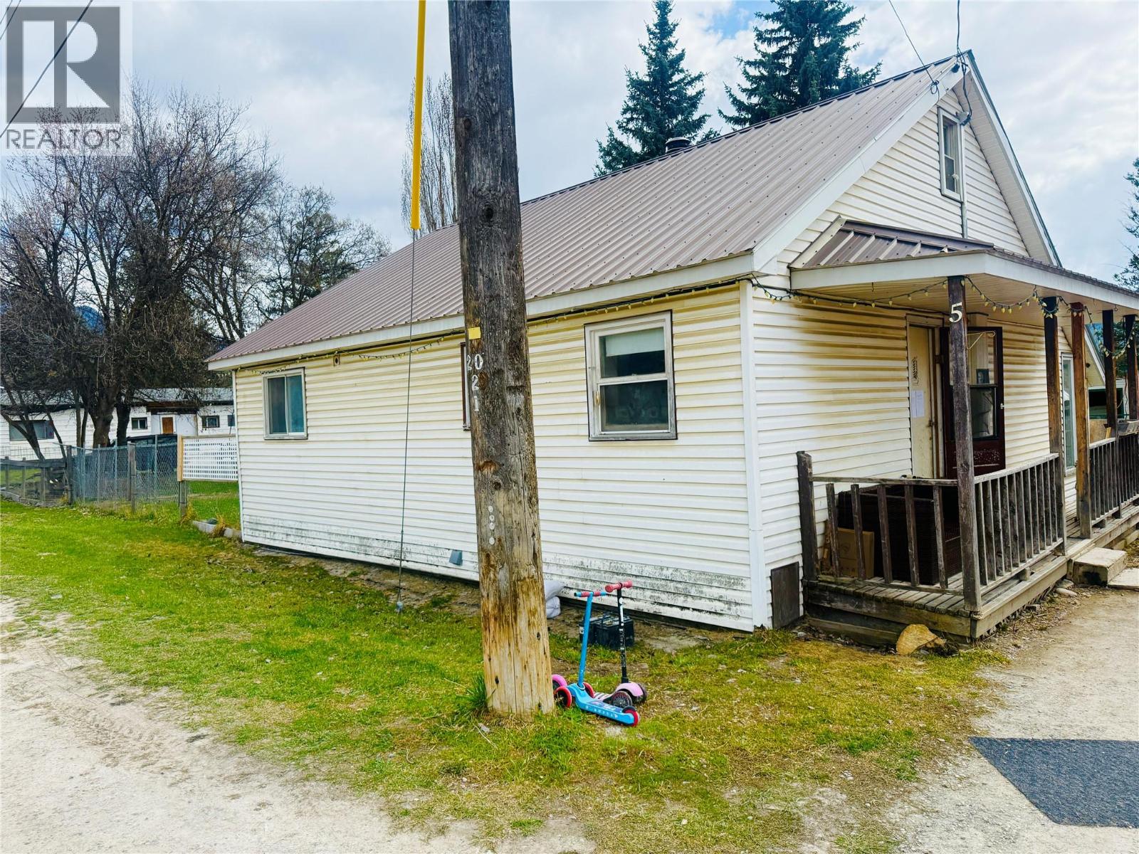 5744 VERMILLION STREET - 9