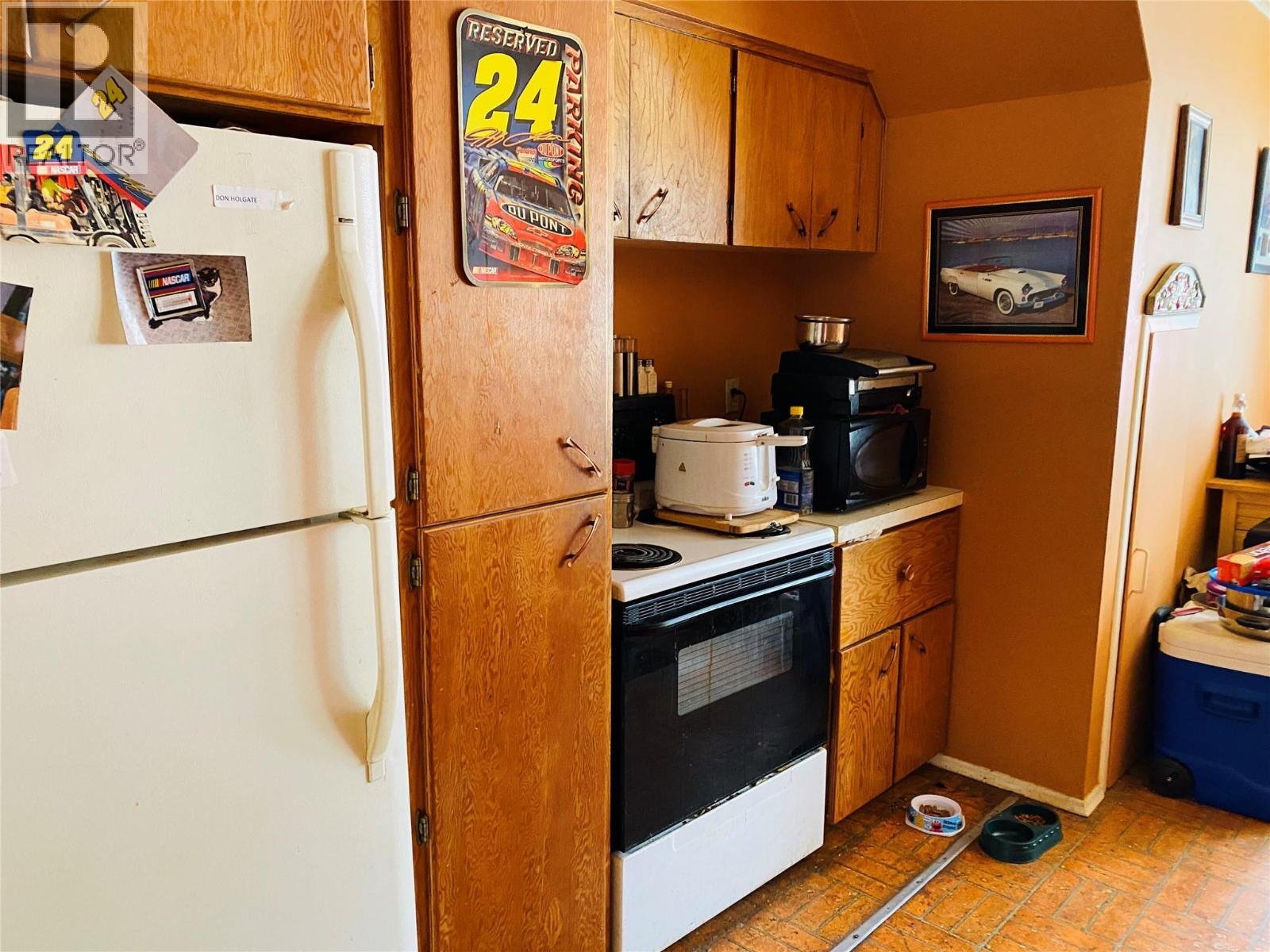 5744 VERMILLION Street - 35