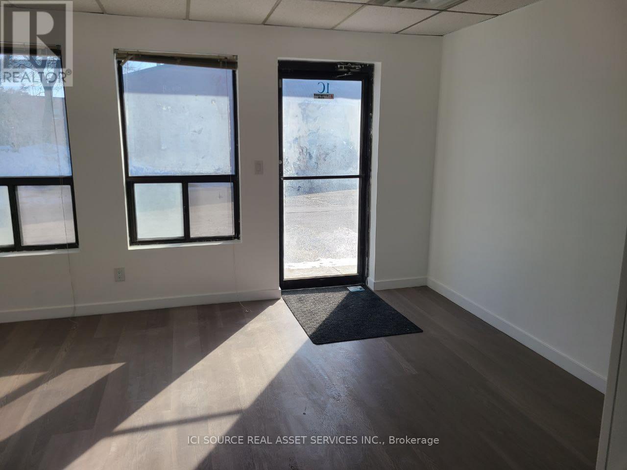 UNIT # 1 C-NORTH - 18 STRATHEARN AVENUE - Photo 2 of 11, Brampton (Steeles Industrial), Ontario