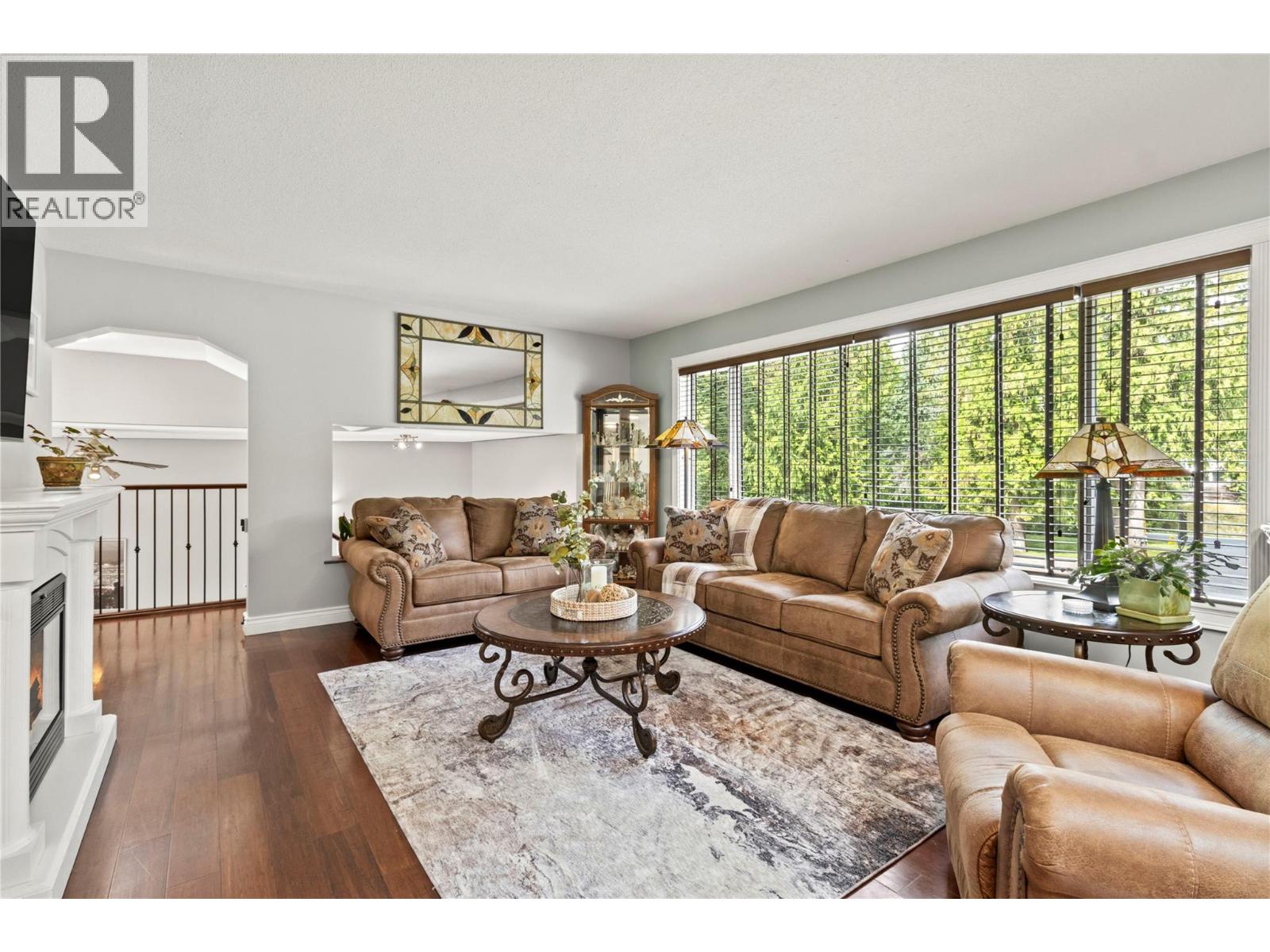 2746 Balmoral Road - 11