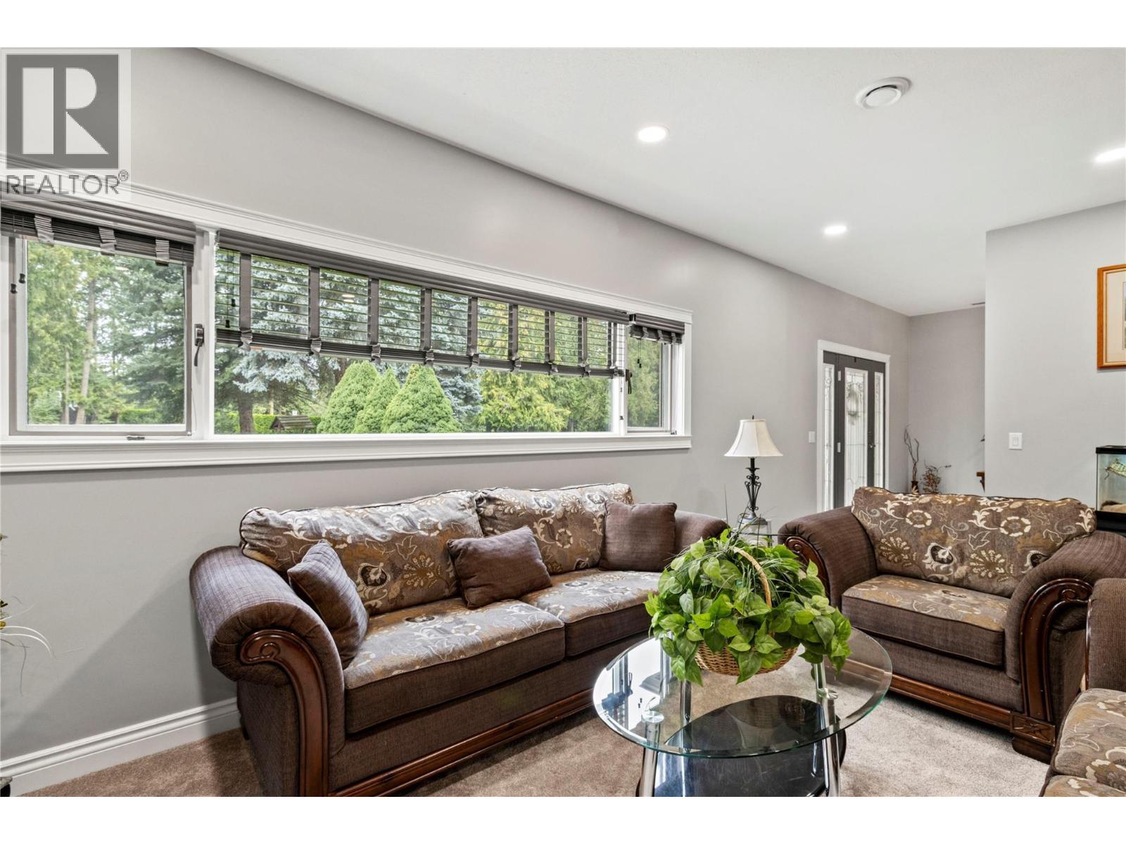 2746 Balmoral Road - 55