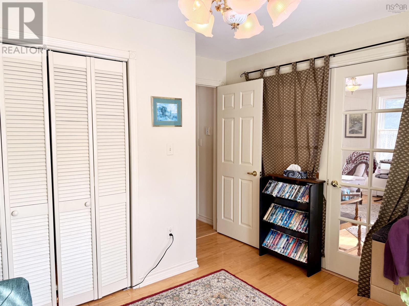 Property 16 of 38 of 196 Hartz Point Road