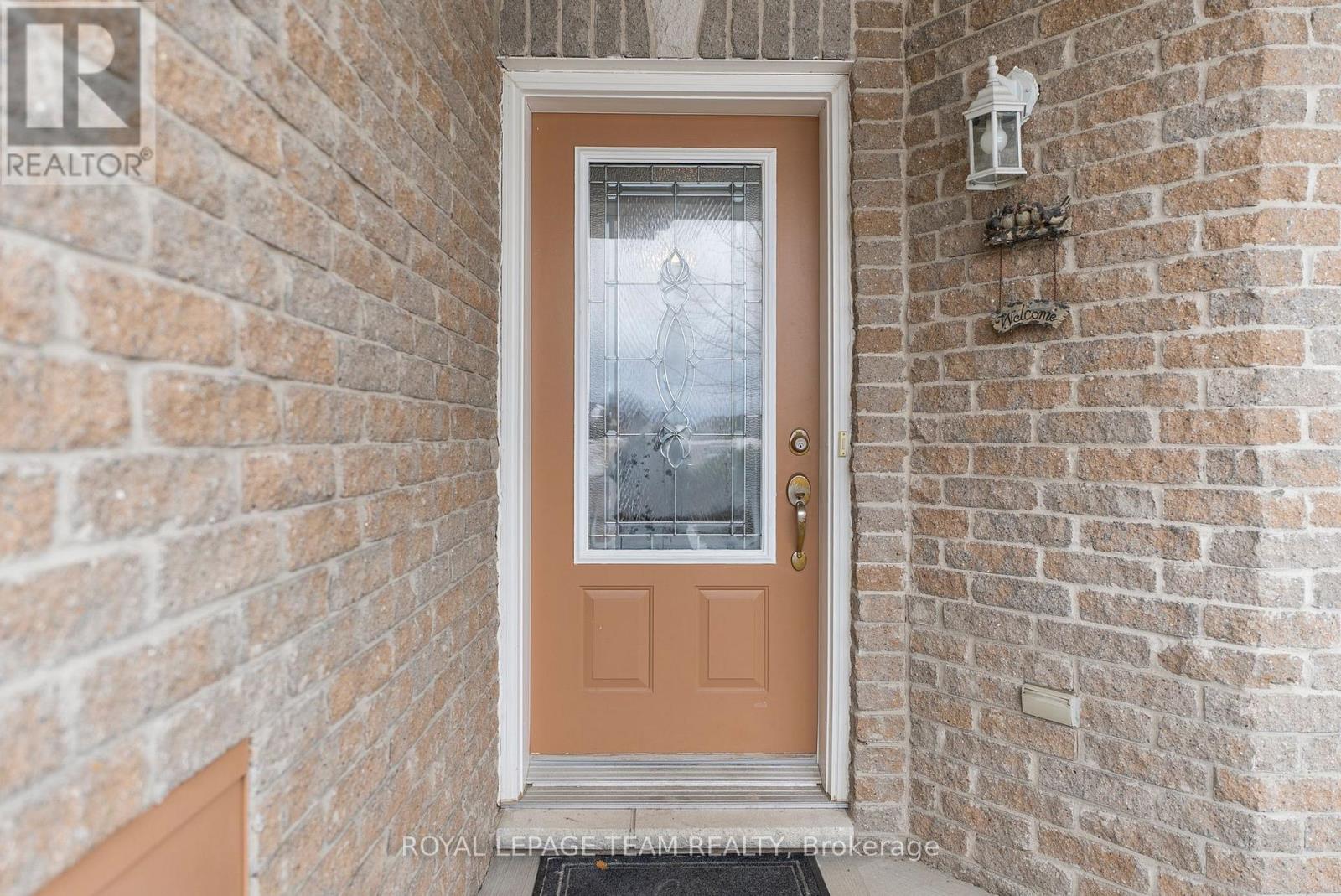 56 FRIEDAY STREET - Photo 3 of 39, Arnprior, Ontario