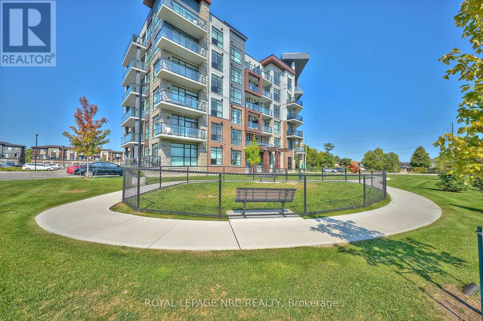 221 - 600 NORTH SERVICE ROAD - Photo 3 of 26, Hamilton (Lakeshore), Ontario