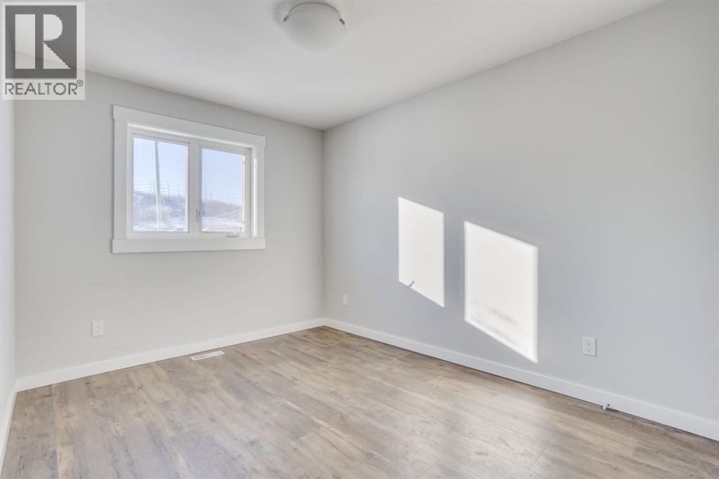 7211 Railway Avenue, Fort McMurray