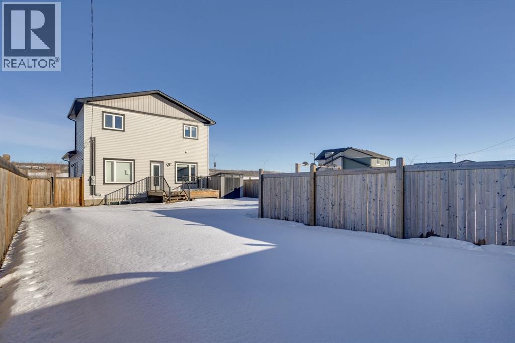 7211 Railway Avenue, Fort McMurray