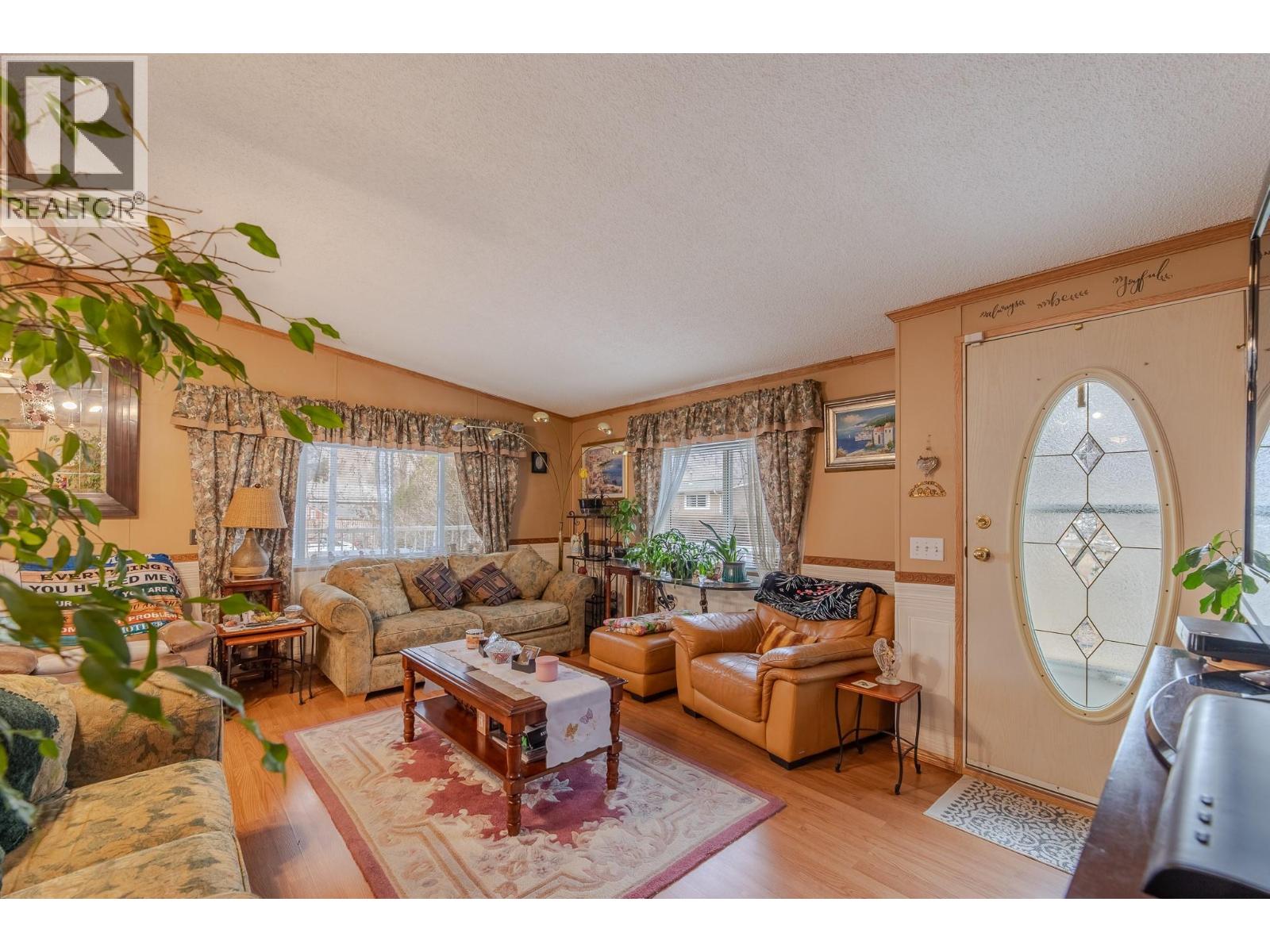 604 Schneider Road, Keremeos