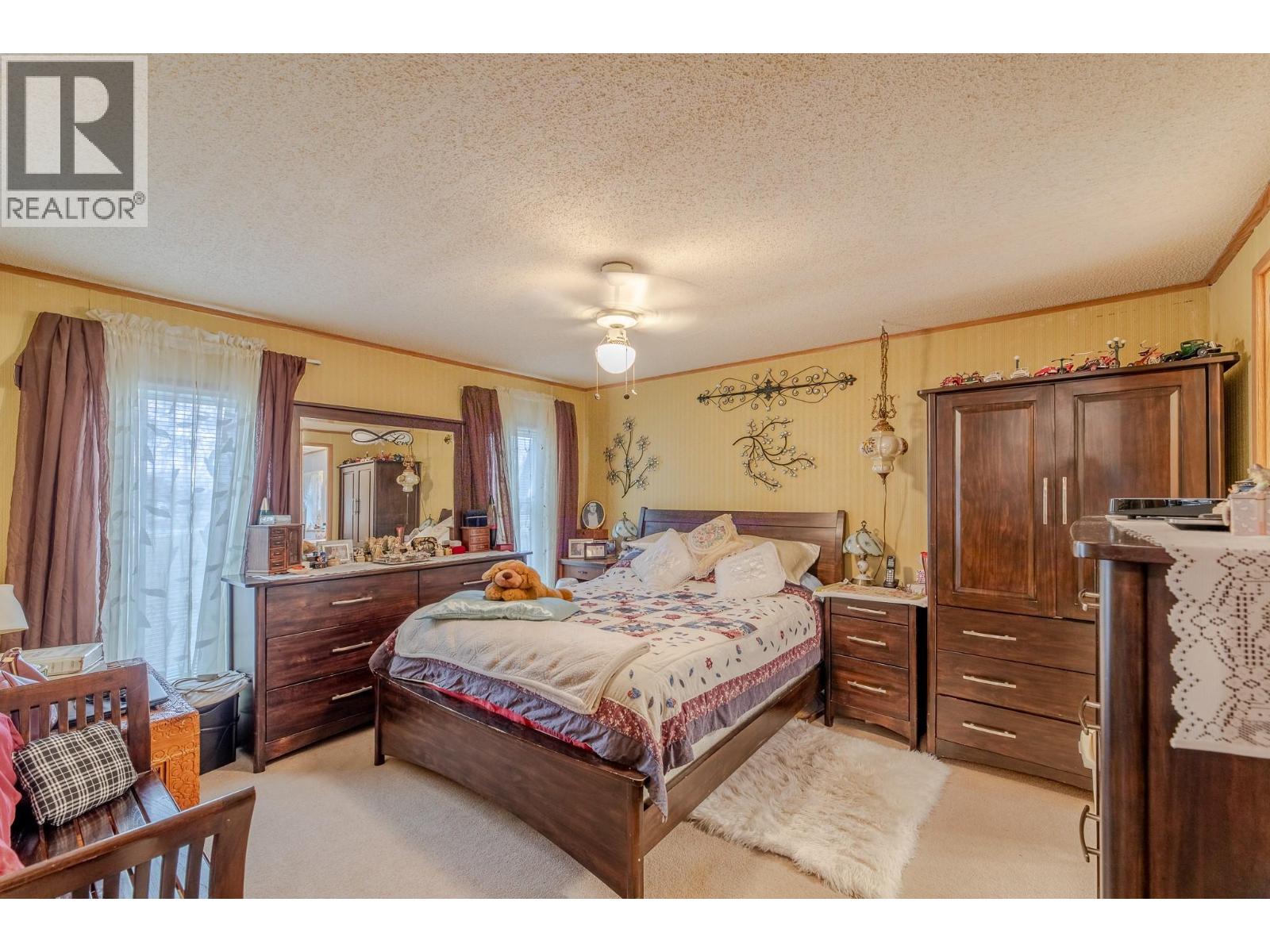 604 Schneider Road, Keremeos