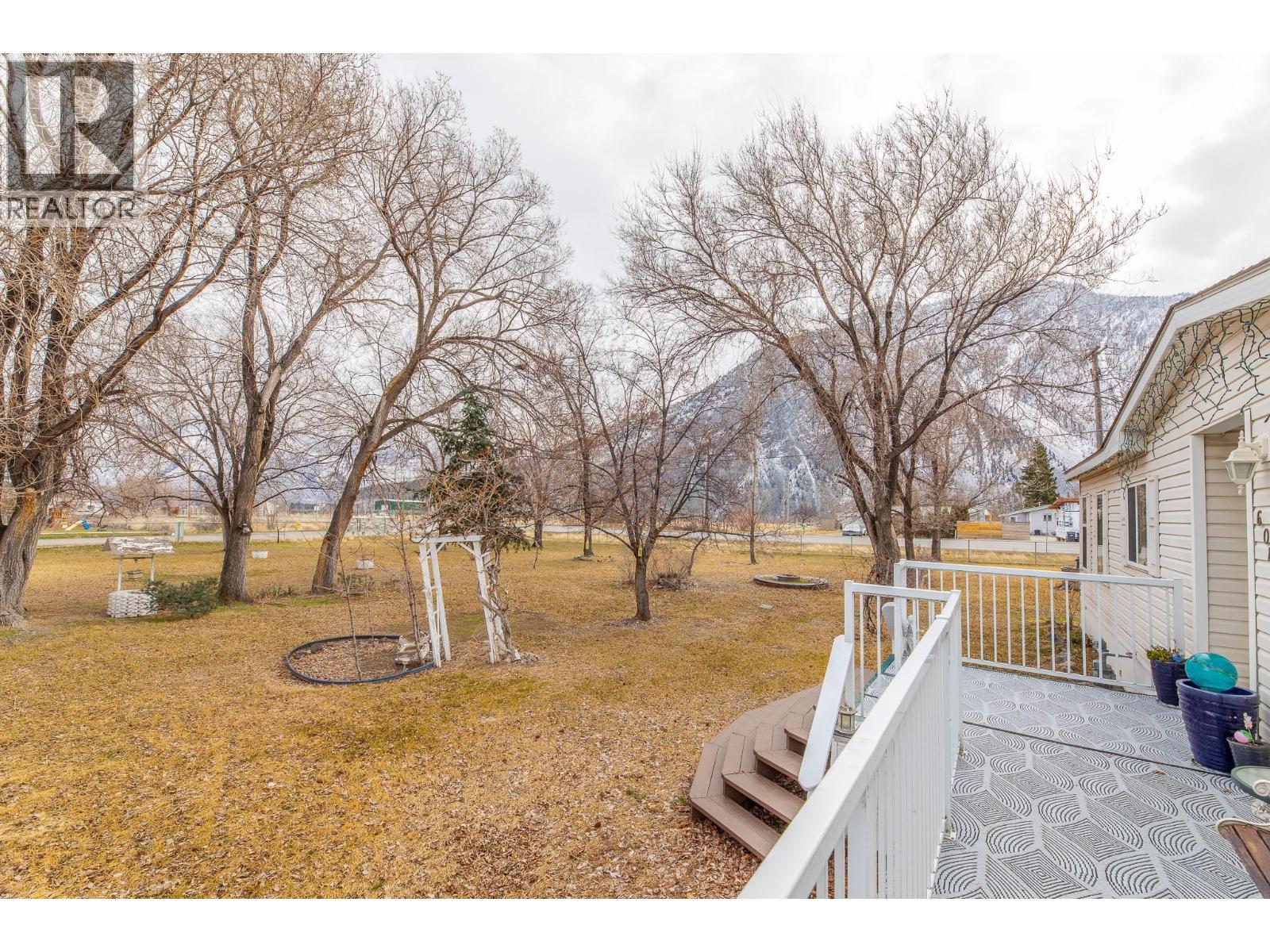 604 Schneider Road, Keremeos