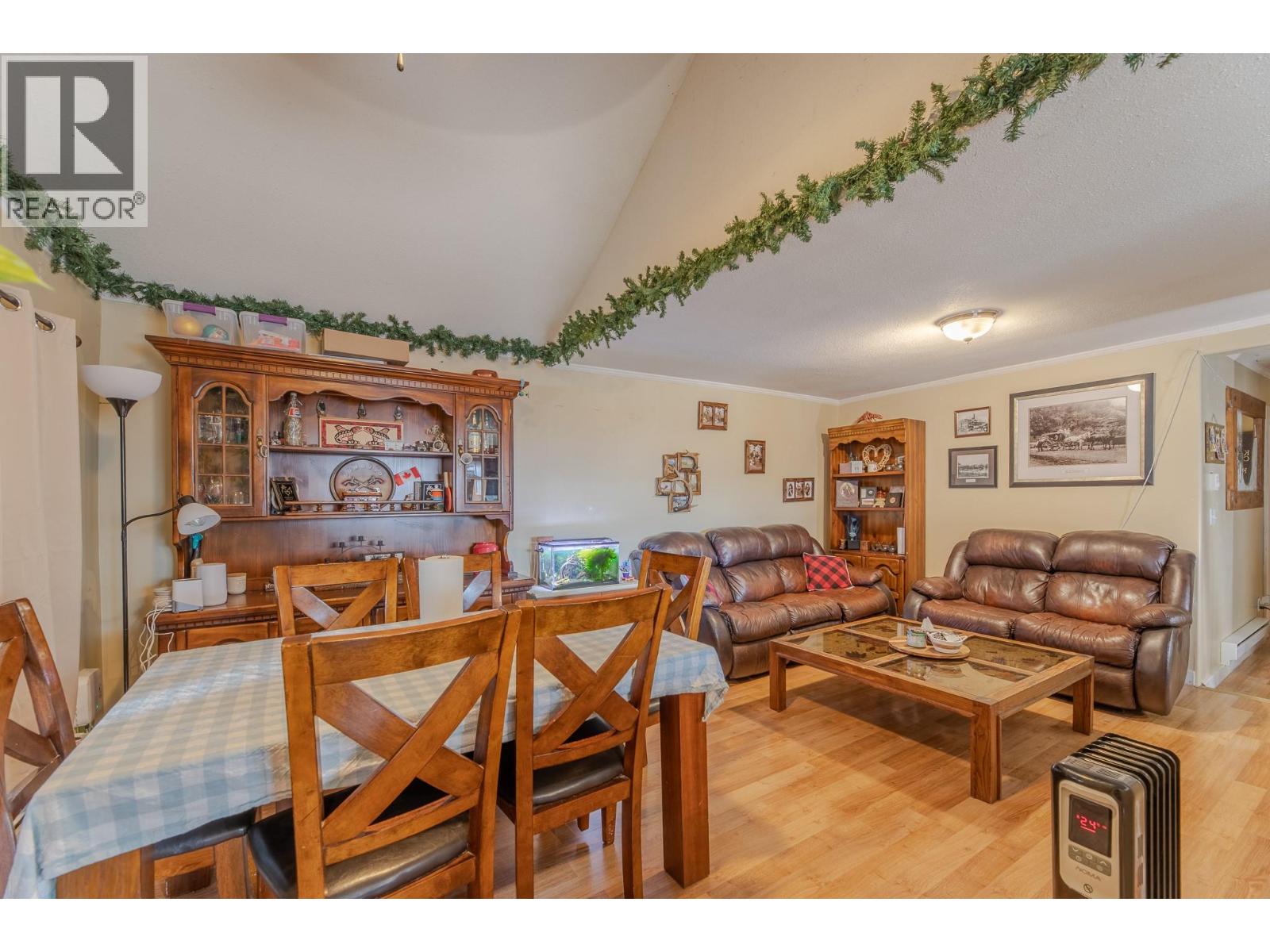 604 Schneider Road, Keremeos