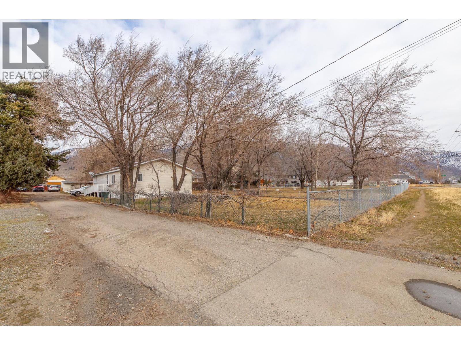 604 Schneider Road, Keremeos