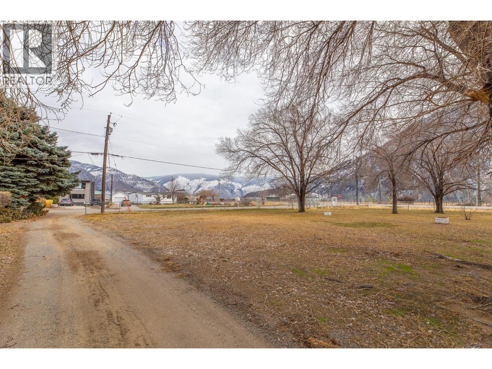 604 Schneider Road, Keremeos