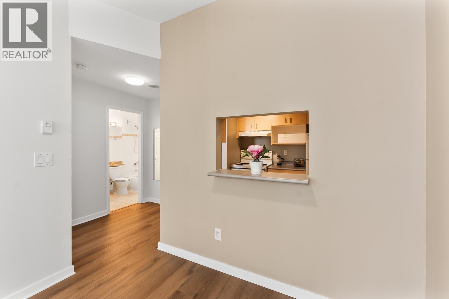 1012 1010 HOWE STREET, Vancouver