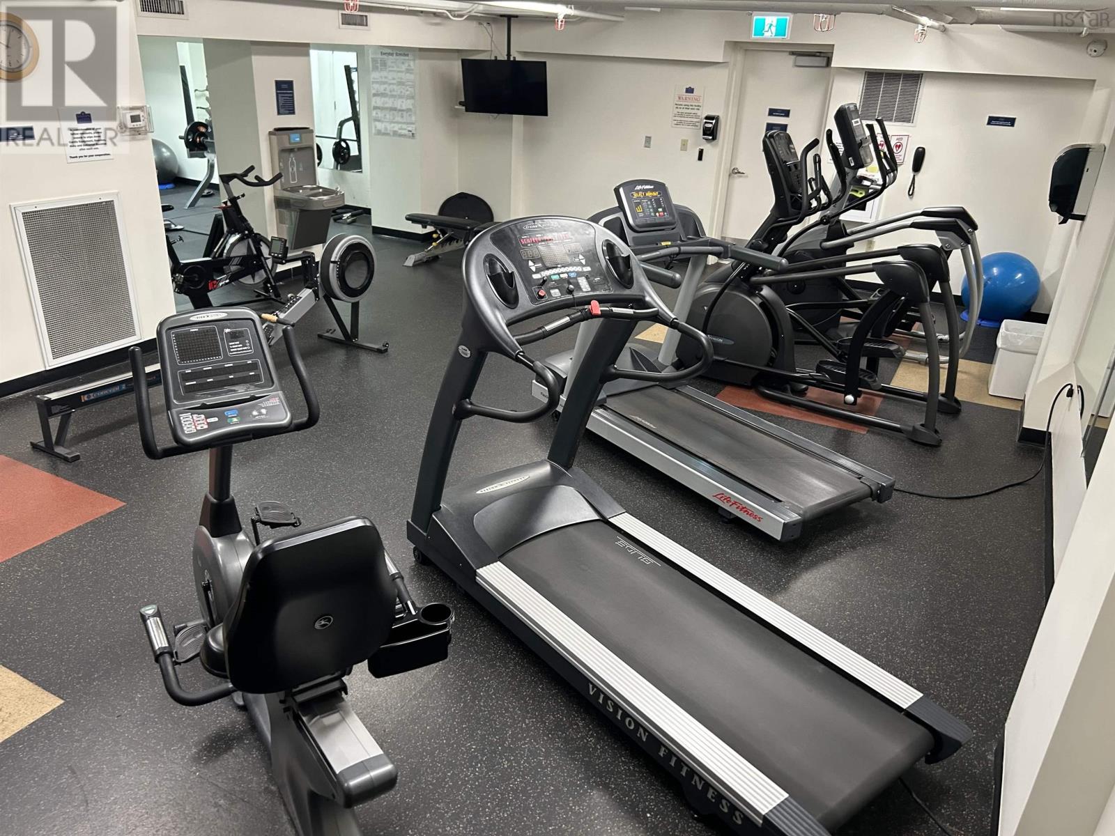 Property 34 of 46 of 411 1477 Lower Water Street