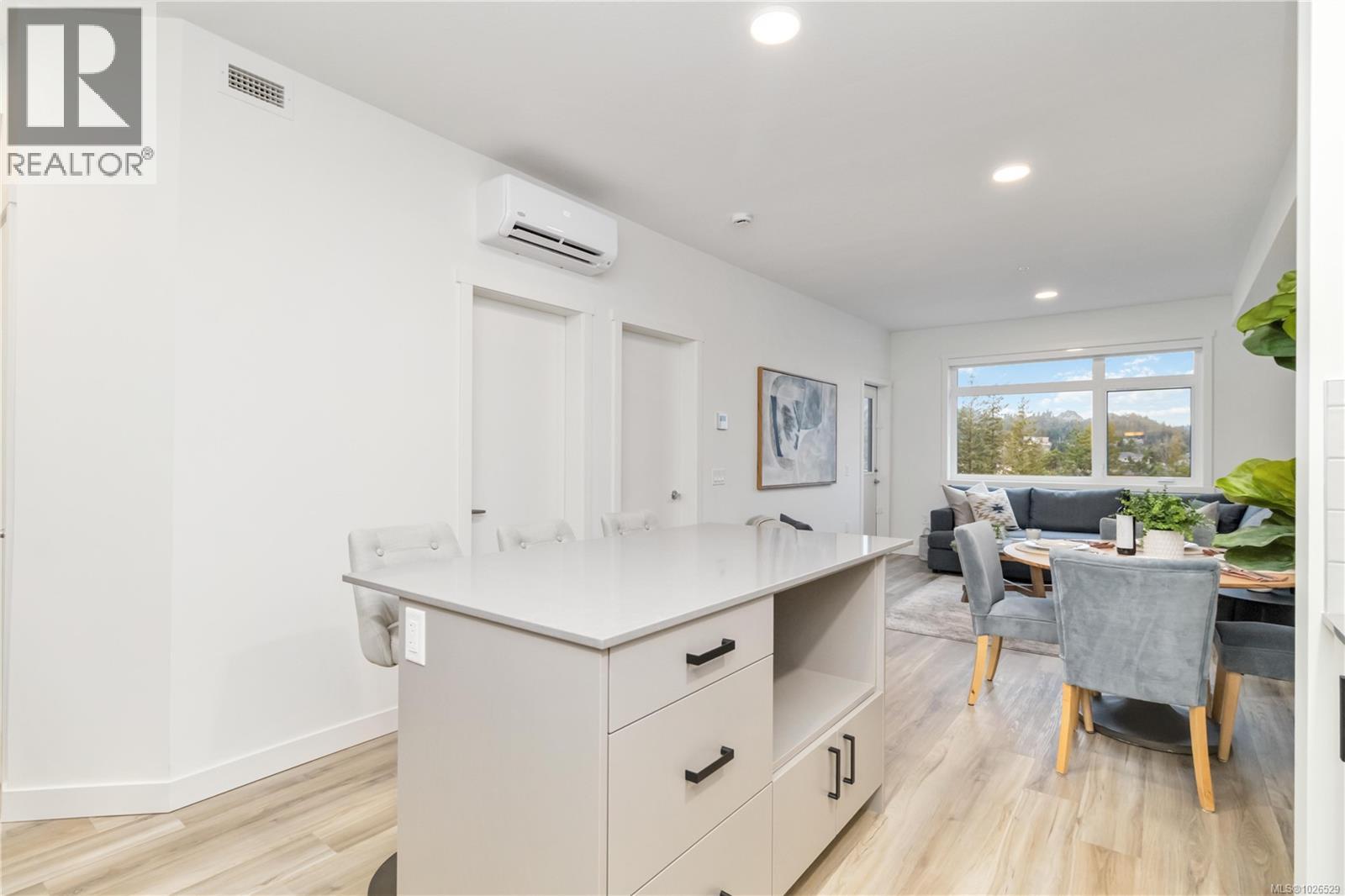 613 2390 City Gate Blvd, Langford