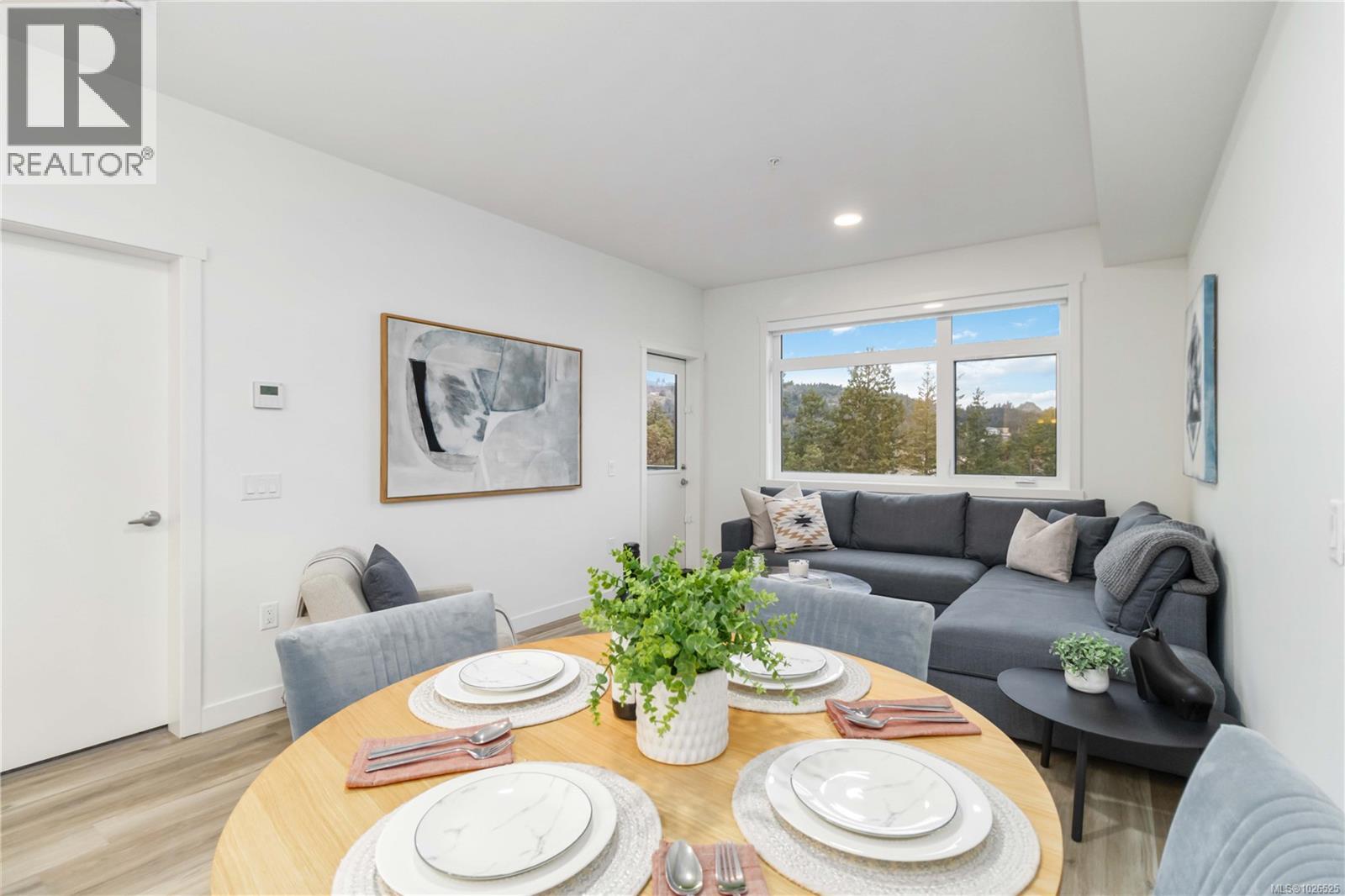 313 2390 City Gate Blvd, Langford