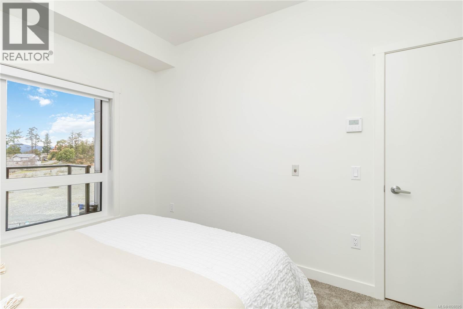 313 2390 City Gate Blvd, Langford