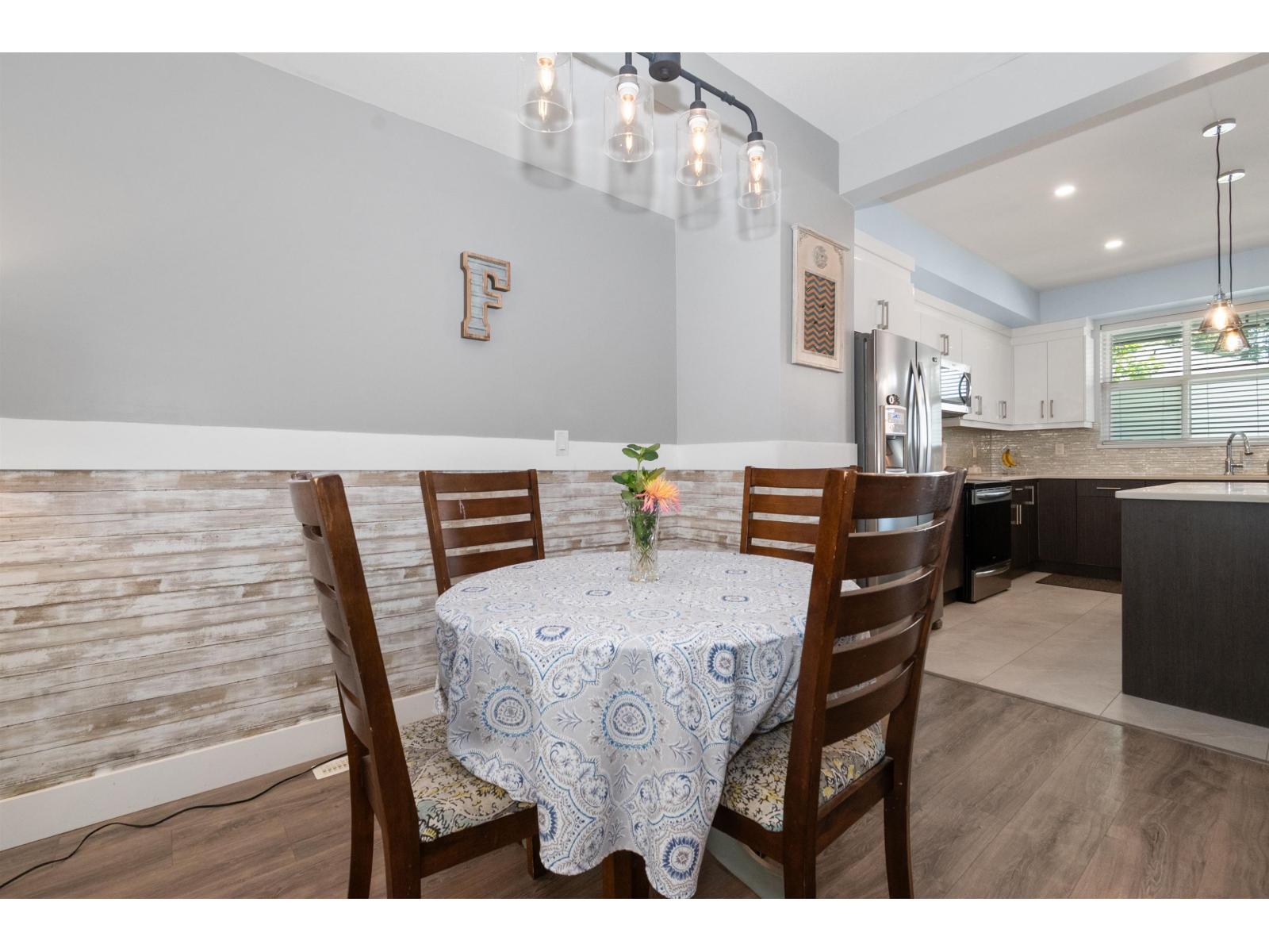 2 45395 SPADINA AVENUE, Chilliwack Proper West, Chilliwack