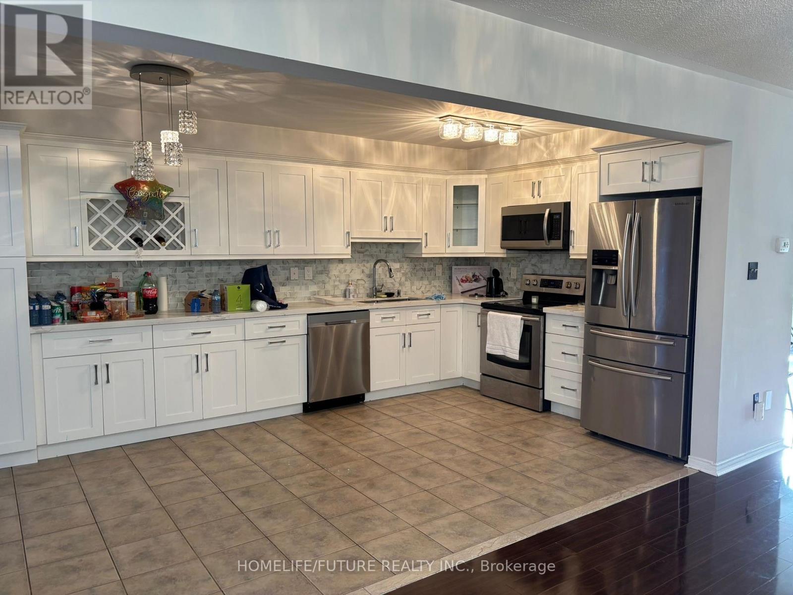 7 DOLLERY GATE - Photo 3 of 13, Ajax (Northeast Ajax), Ontario