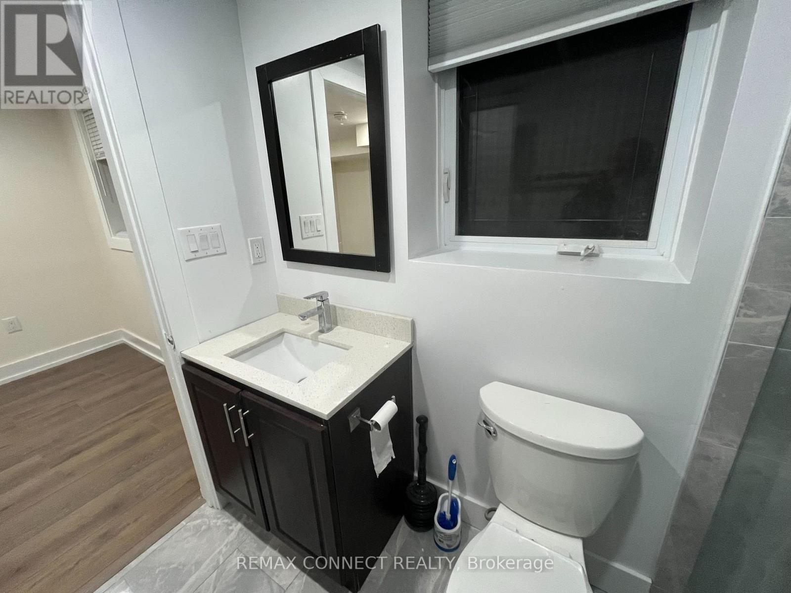 LOWER - 1394 LARGO CRESCENT - Photo 5 of 16, Oshawa (Samac), Ontario