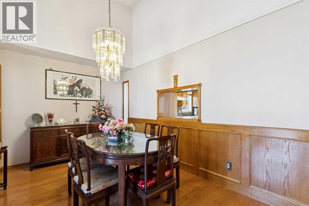 Single Family House for Sale in  Sirocco Drive SW Signal Hill Calgary 