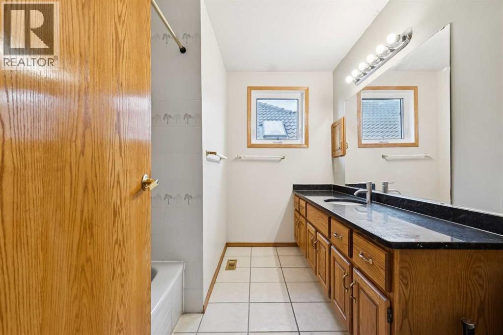 Single Family House for Sale in  Sirocco Drive SW Signal Hill Calgary 