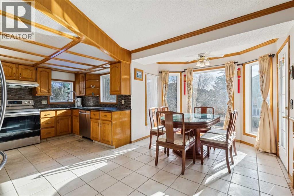 Single Family House for Sale in  Sirocco Drive SW Signal Hill Calgary 