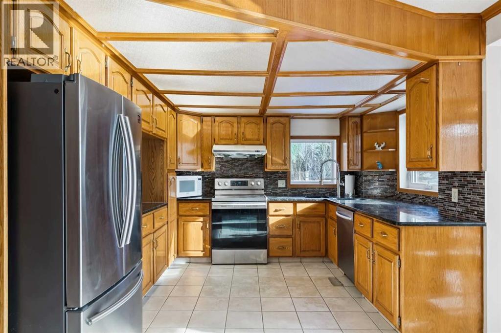 Single Family House for Sale in  Sirocco Drive SW Signal Hill Calgary 