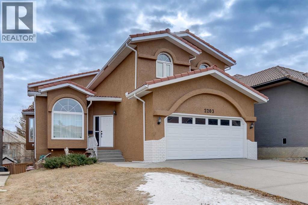 Single Family House for Sale in  Sirocco Drive SW Signal Hill Calgary 