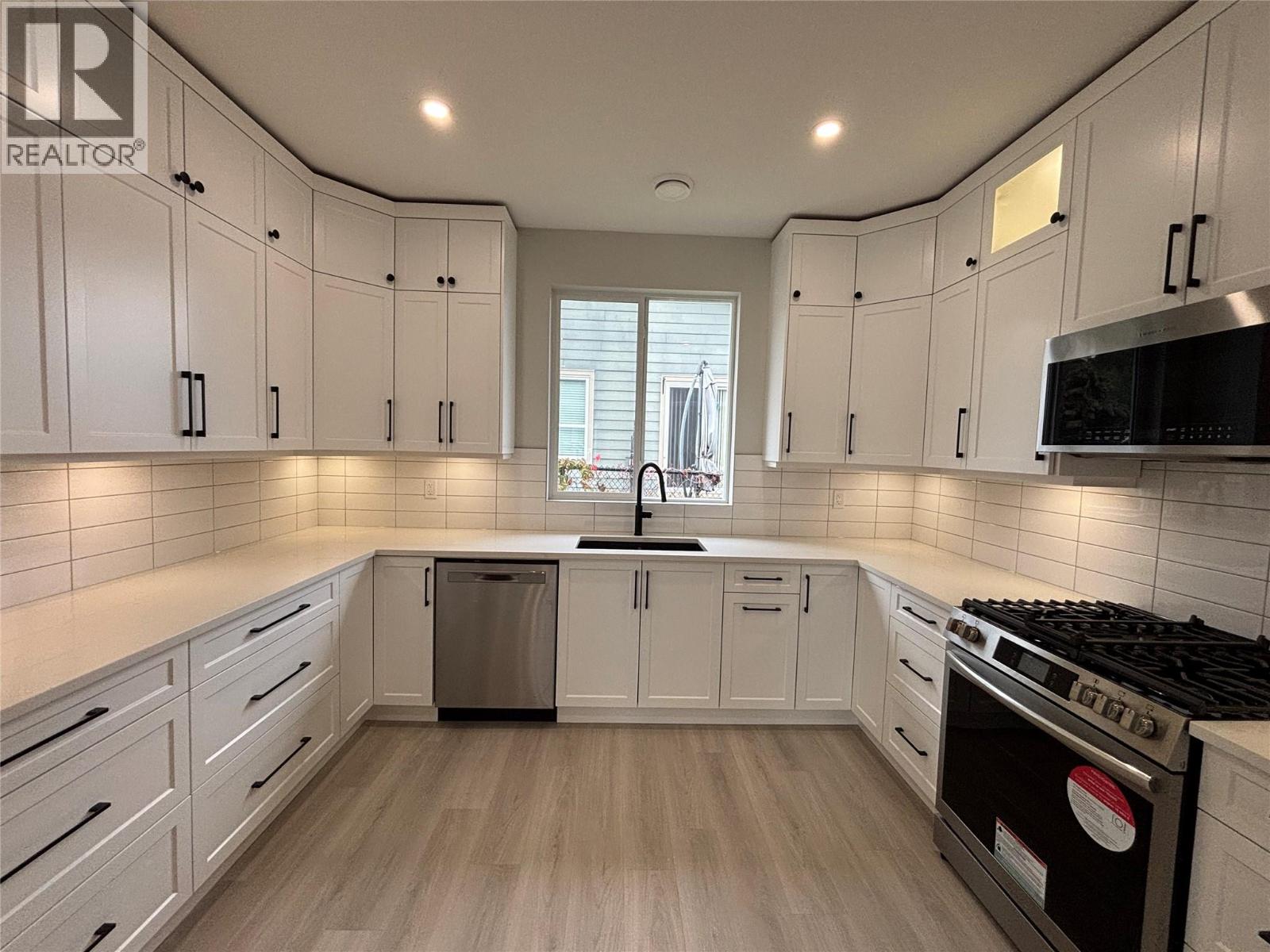 574 Meadowlark Avenue, Vernon