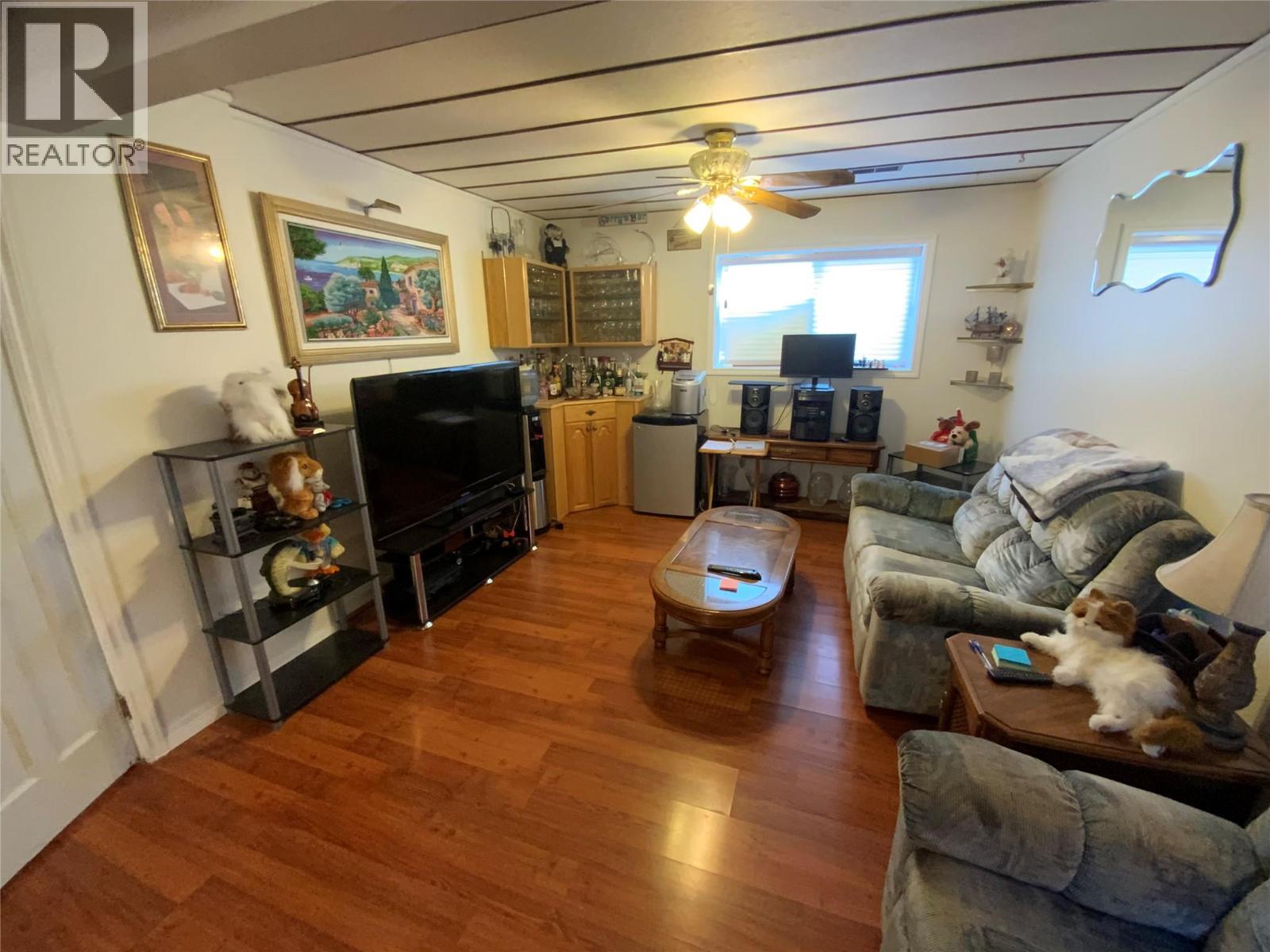 7805 Giants Head Road, Summerland