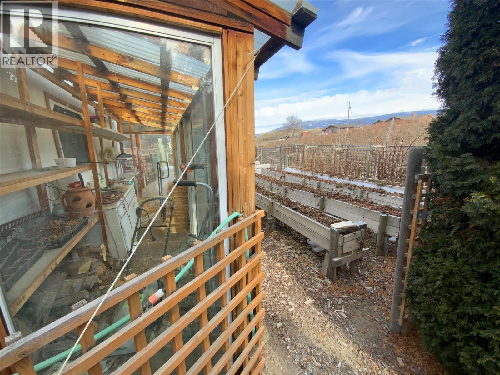 7805 Giants Head Road, Summerland