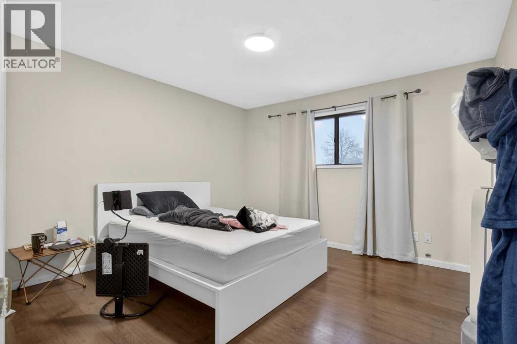 Single Family House Bi-level for Sale in   Street NE Pineridge Calgary 