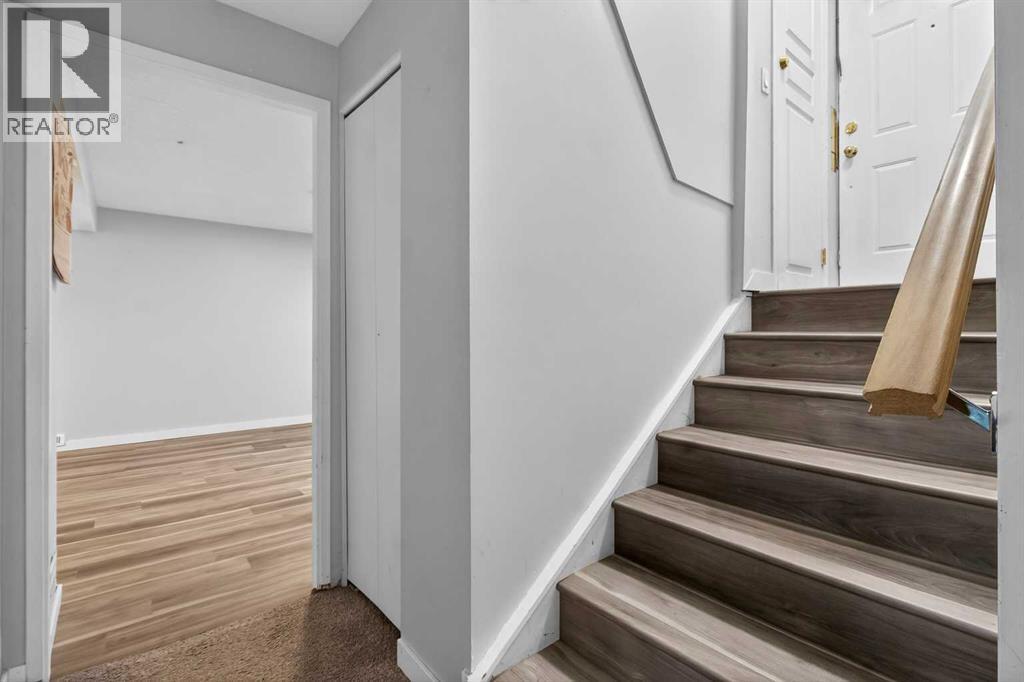 Single Family House Bi-level for Sale in   Street NE Pineridge Calgary 