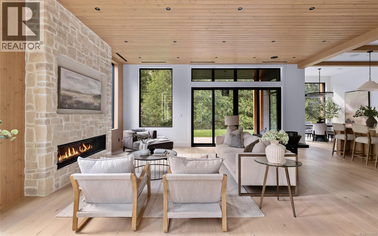 609 Medalist Ave, Colwood