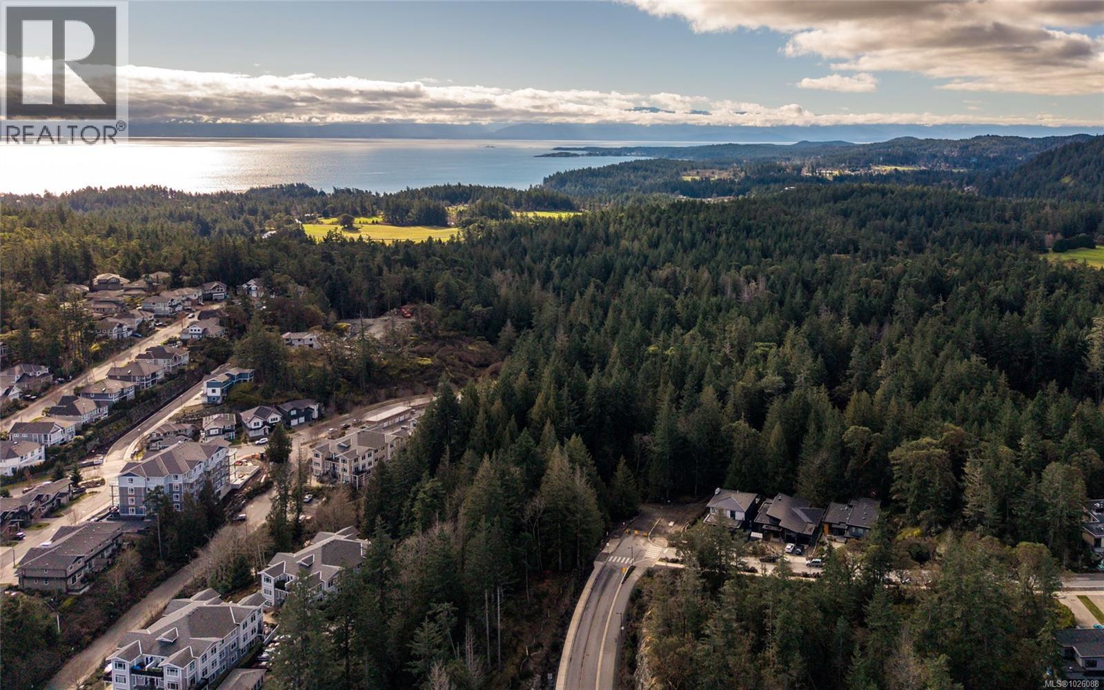 609 Medalist Ave, Colwood