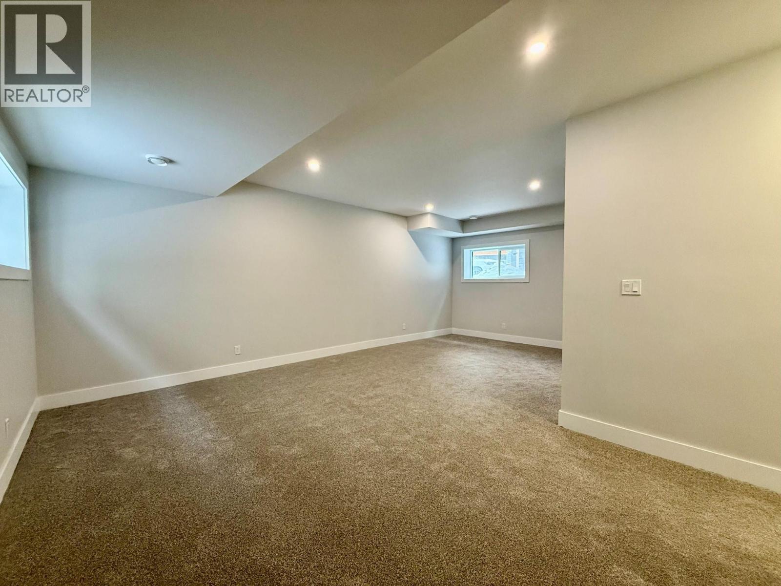 1938 Foxwood Trail Unit# 8, Windermere