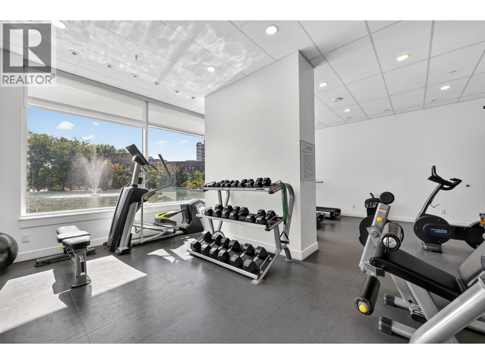 103 1151 Sunset Drive, Kelowna