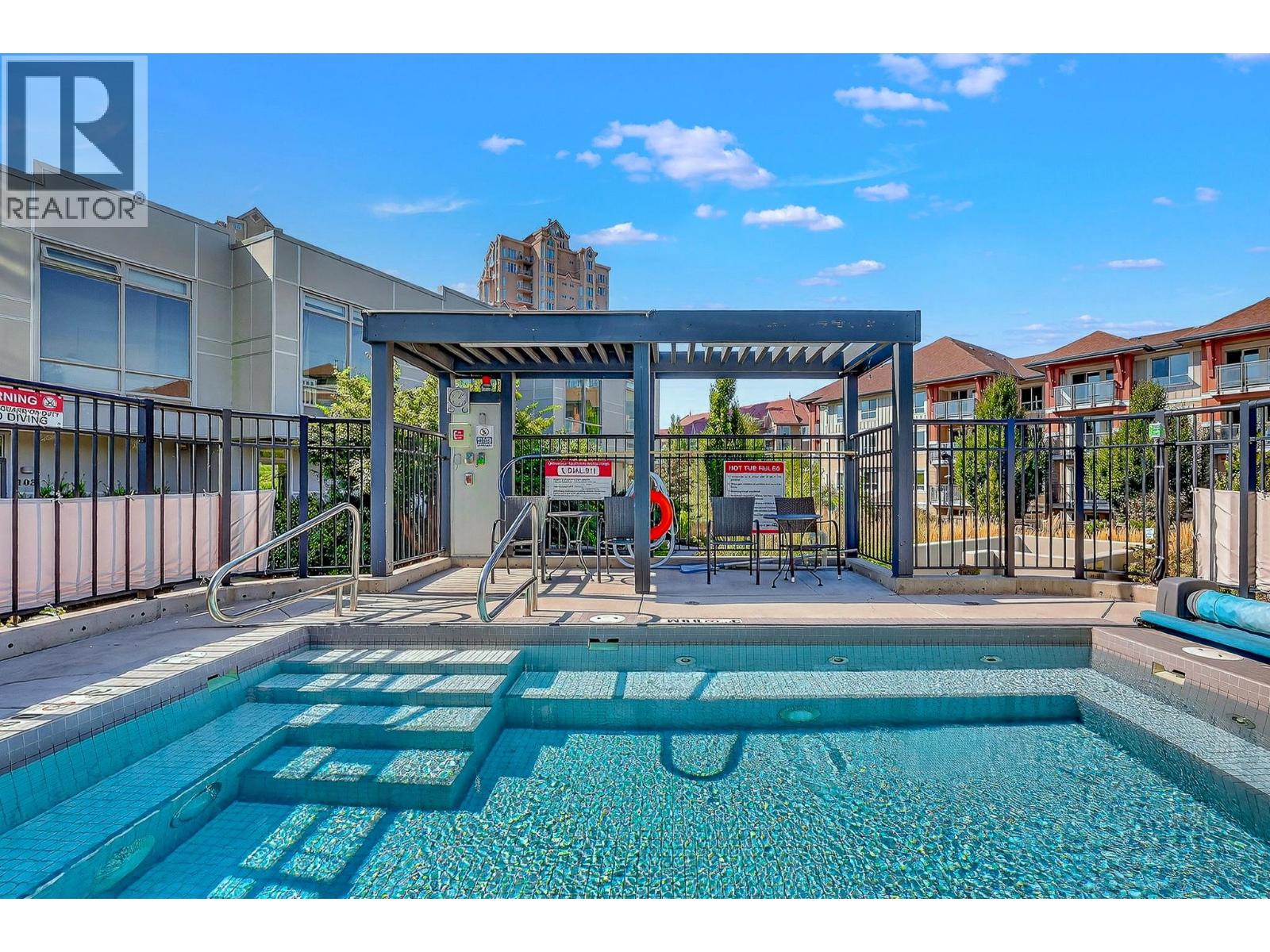 103 1151 Sunset Drive, Kelowna