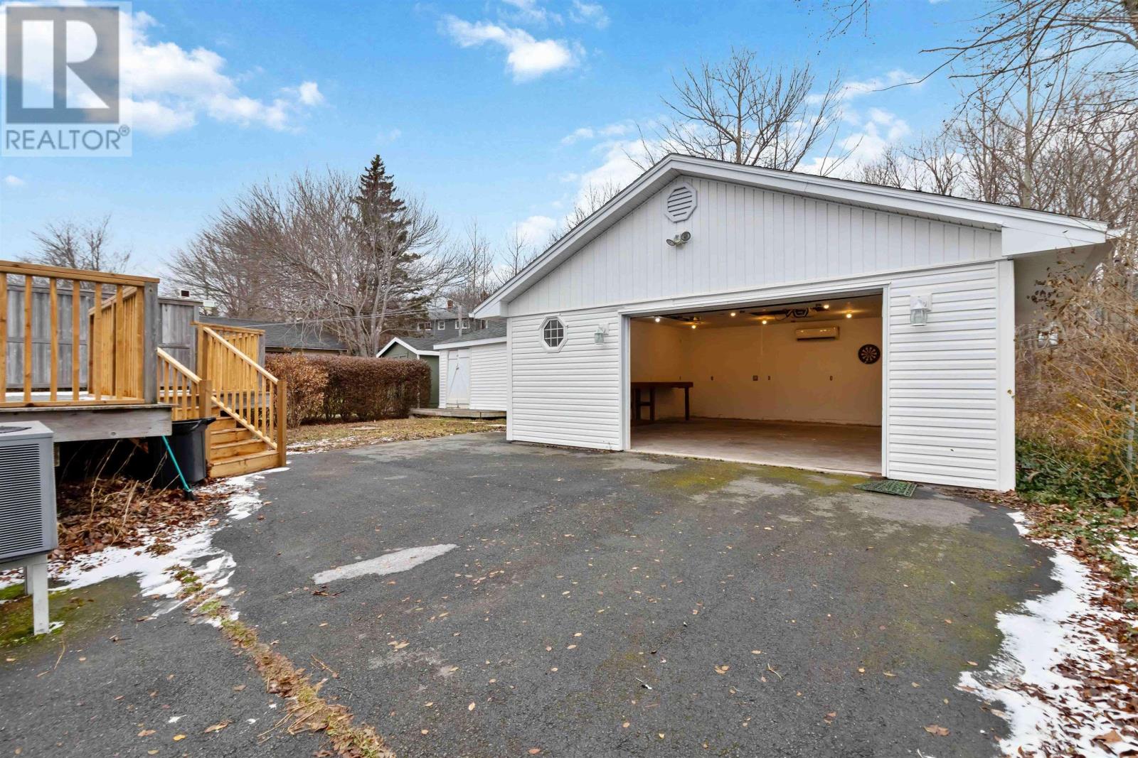 Property 30 of 31 of 16 Pauline Crescent