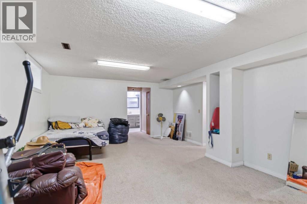 208 Blanchett Road, Fort McMurray