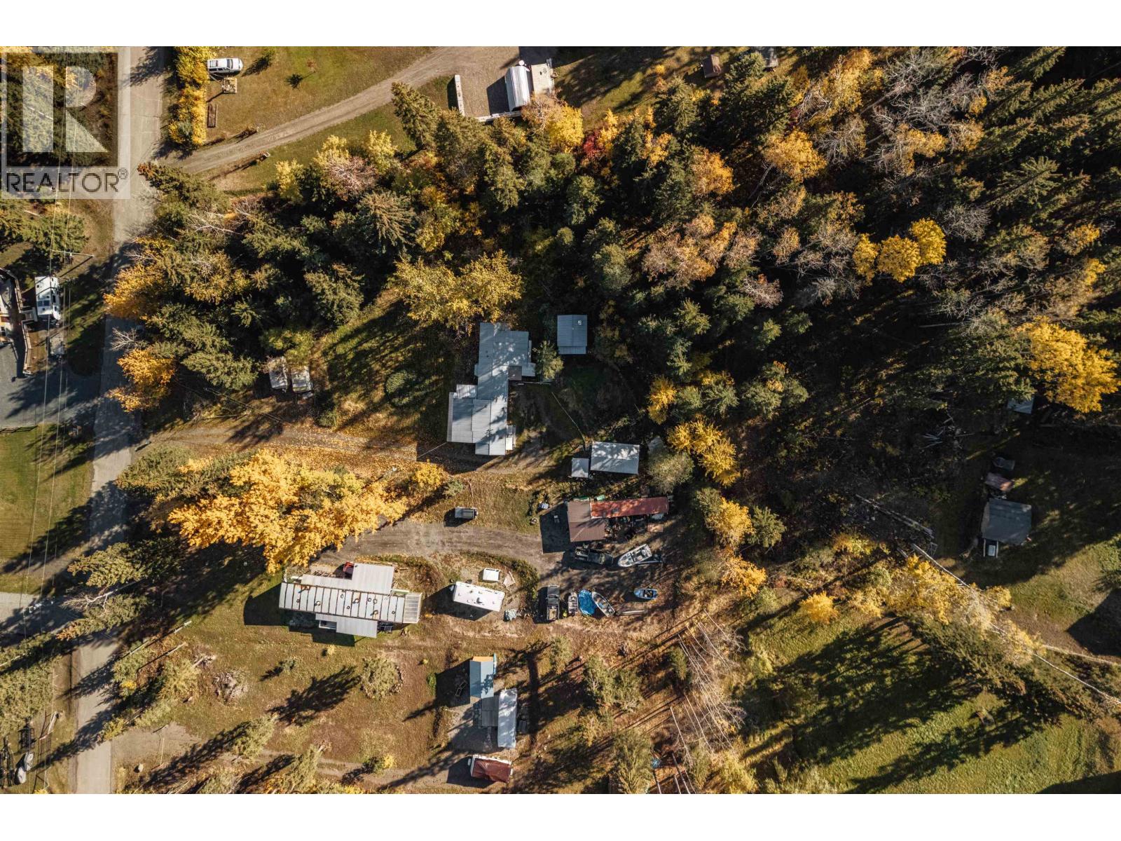 6388 MULLIGAN DRIVE - Photo 3 of 34, 100 Mile House, British Columbia