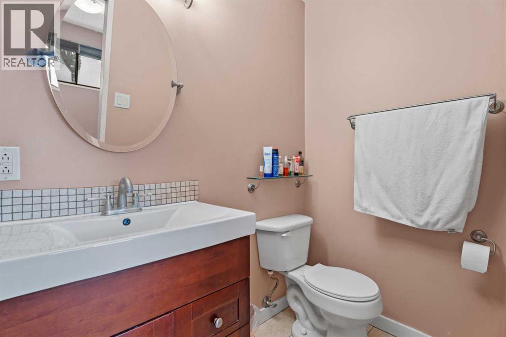 Single Family House for Sale in   Oakmoor Drive SW Palliser Calgary 